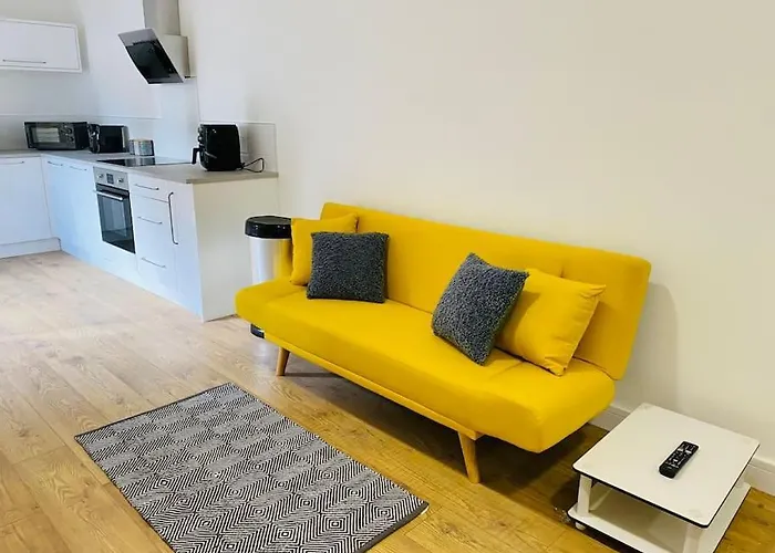 Ten - Central Apartment - Contractors Professionals