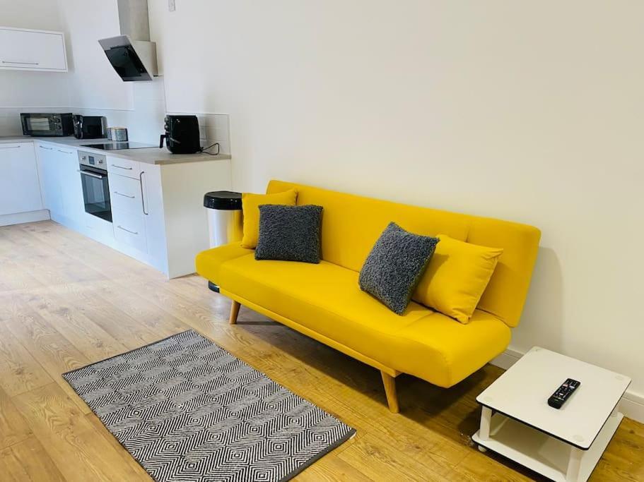 - - Contractors Professionals Gloucester